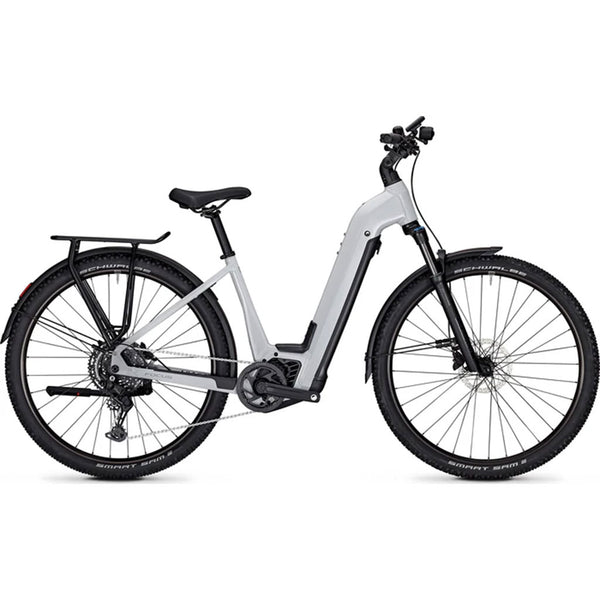 Bicicleta eléctrica de Trekking Focus E-ALLROUND Aventura2  6.7 Lightgrey