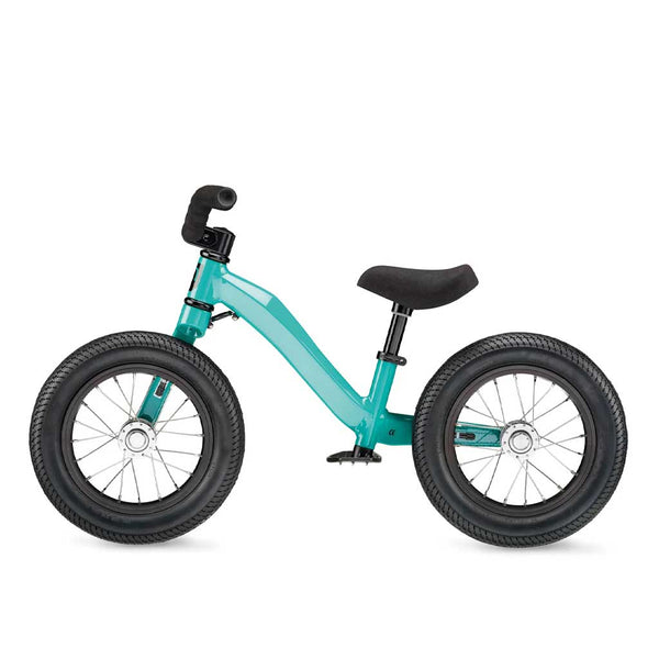 MOUSTACHE MERCREDI 12